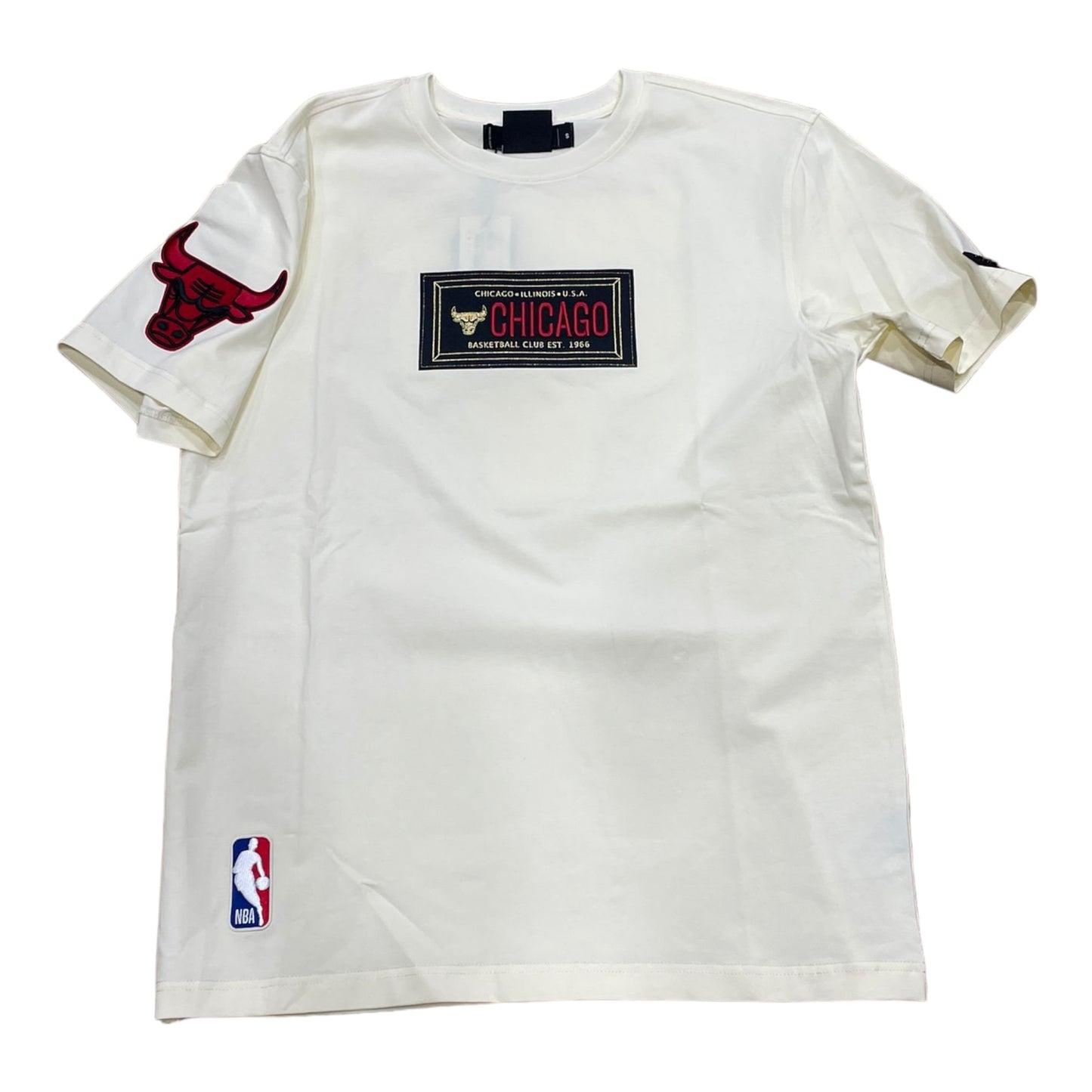 PRO STANDARD: Bulls Club Member Badge SS Tee