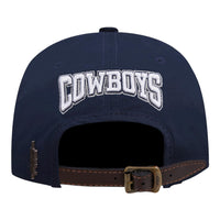 PRO STANDARD: Cowboys Crest Emblem Strapback