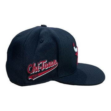 PRO STANDARD: Bulls Script Tail Snapback BCB7515440