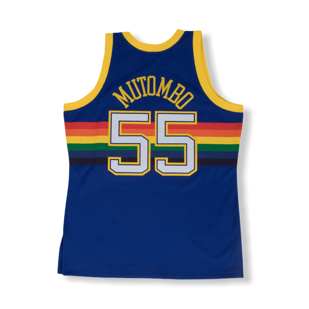 MITCHELL & NESS: Swingman Mutombo Jersey