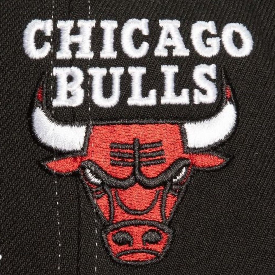 MITCHELL & NESS: Bulls Overbite Coop Snapback