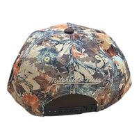 MITCHELL & NESS: Bulls Camo Leaf Snapback