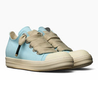 DUAA: Salm 28 Low Top Canvas Sneaker