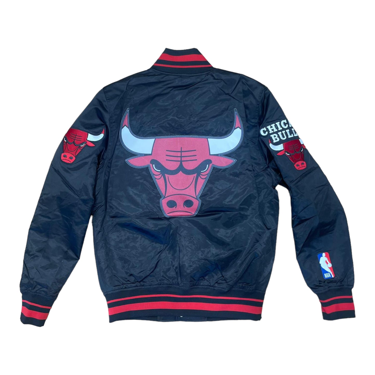 PRO STANDARD: Bulls Chi Town Satin Jacket