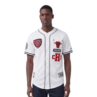 PRO STANDARD: Bulls Letterman Button Down Shirt BCB1517058
