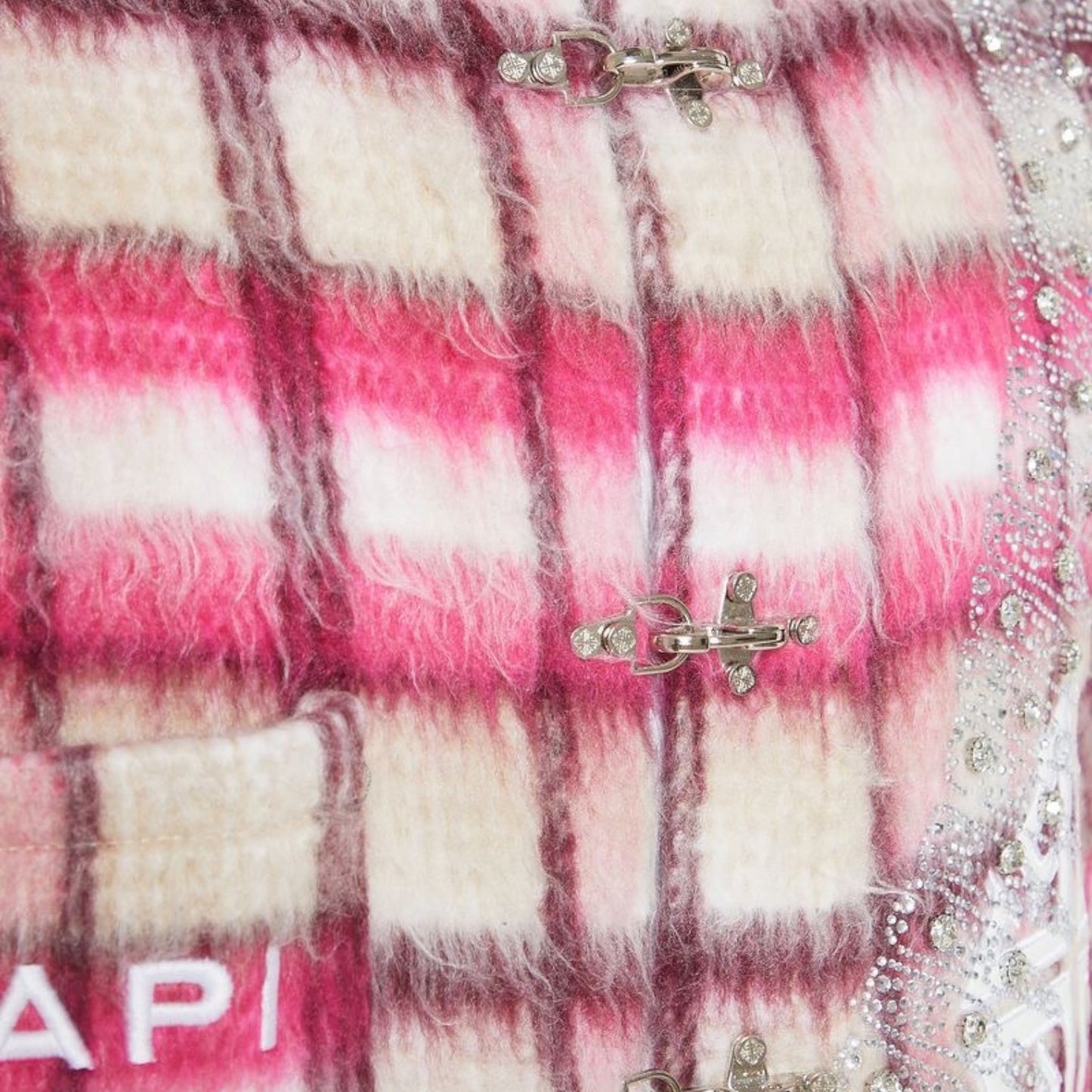 GUAPI: Uzi Flannel