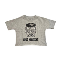 FOCUS: BOYS Built Different Crop SS Tee 80710