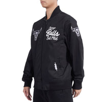 PRO STANDARD: Bulls Paint The City Twill Jacket BCB6515732