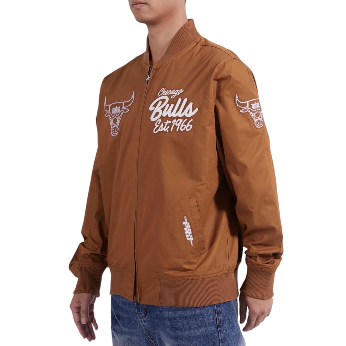 PRO STANDARD: Bulls Paint The City Twill Jacket BCB6515732