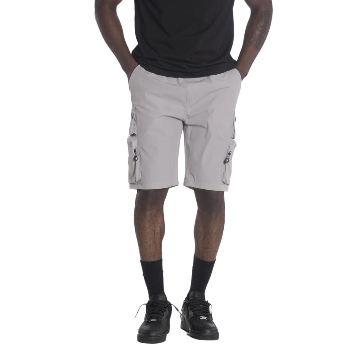 MAKOBI: Colton Nylon Cargo Shorts M633 HSV