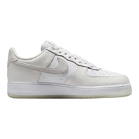 NIKE: Air Force 1