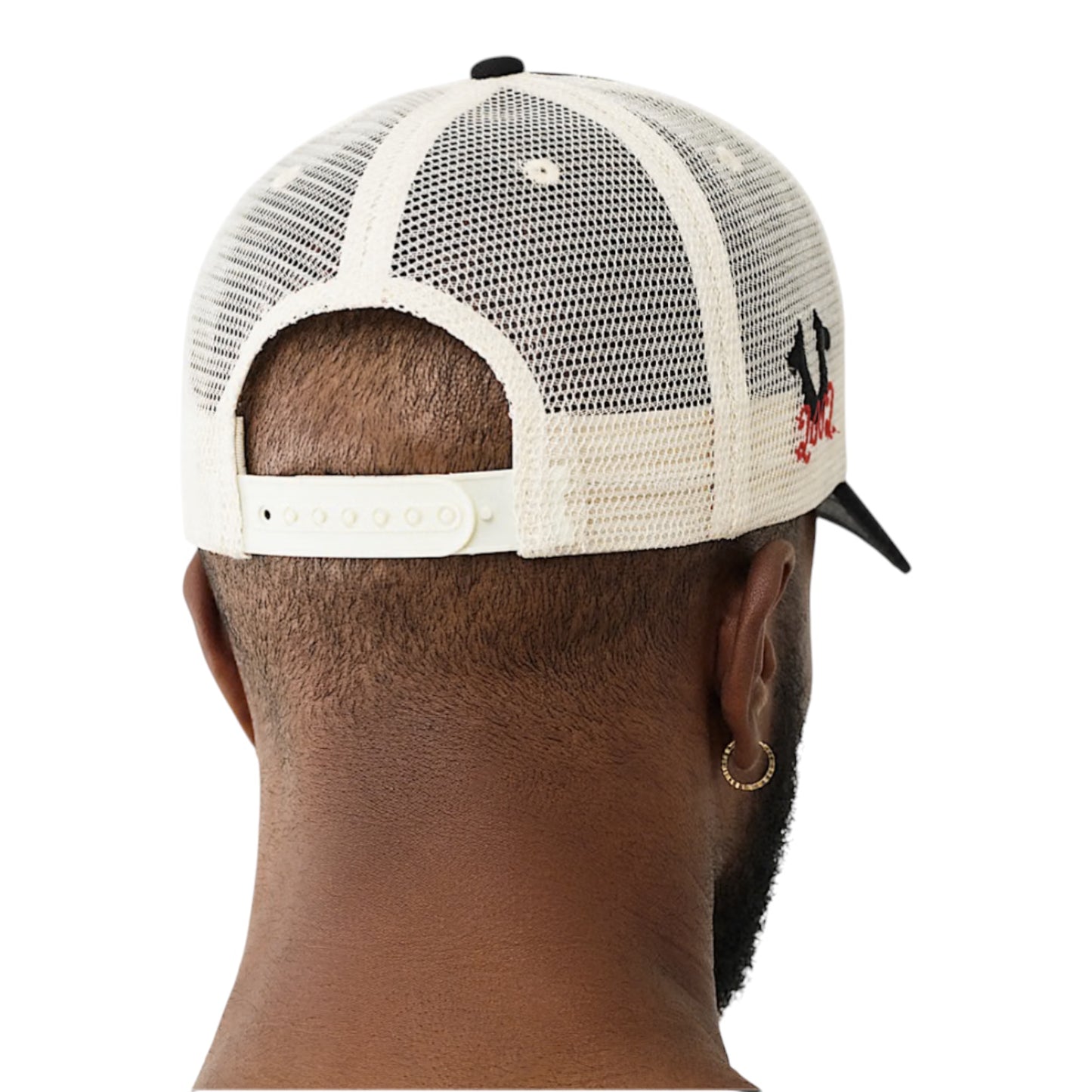 TRUE RELIGION: Varsity Trucker Hat TR4189