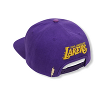 PRO STANDARD: LA Lakers Dropshadow Script Snapback BLL752271